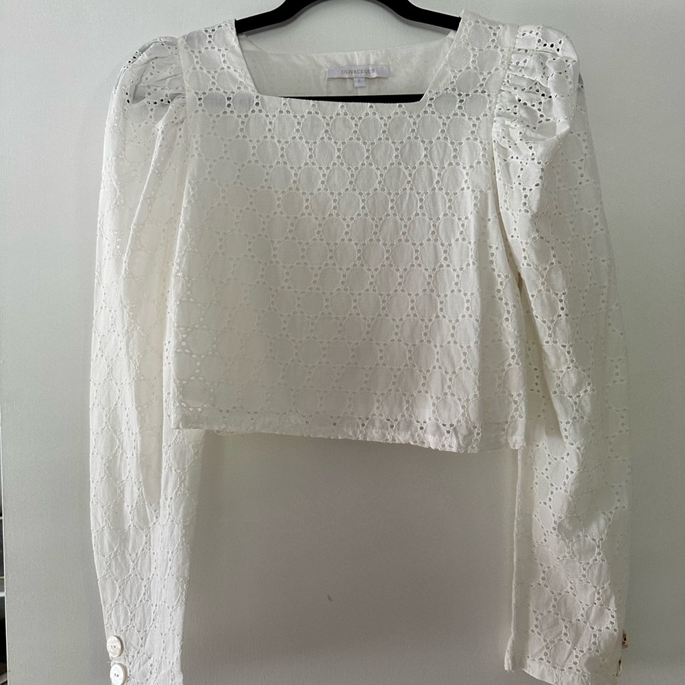 Olivaceous White Puff Sleeve Smocked Crop Blouse Fits like a Small